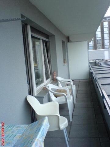 Center Basel Apartment Luaran gambar